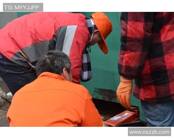 足球巨星亲自送外套给球迷展现真情厚意温暖冬日寒冷 足球巨星亲自送外套给球迷展现真情厚意温暖冬日寒冷